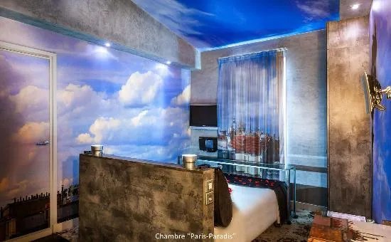 Apostrophe Hotel
