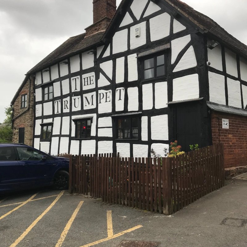 Trumpet Inn