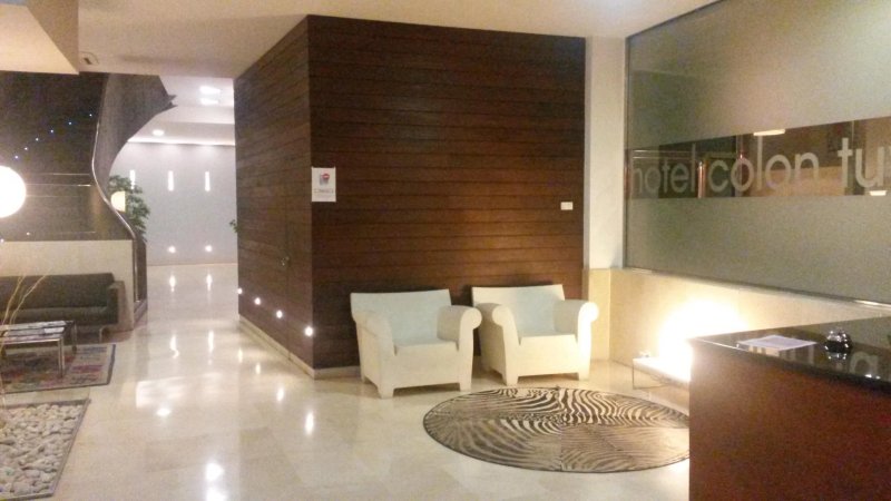 Hotel Colon Tuy