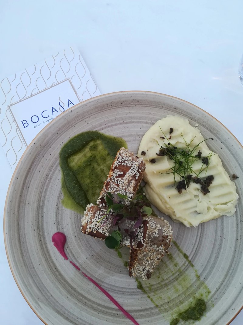 Bocasa Beach & Restaurant