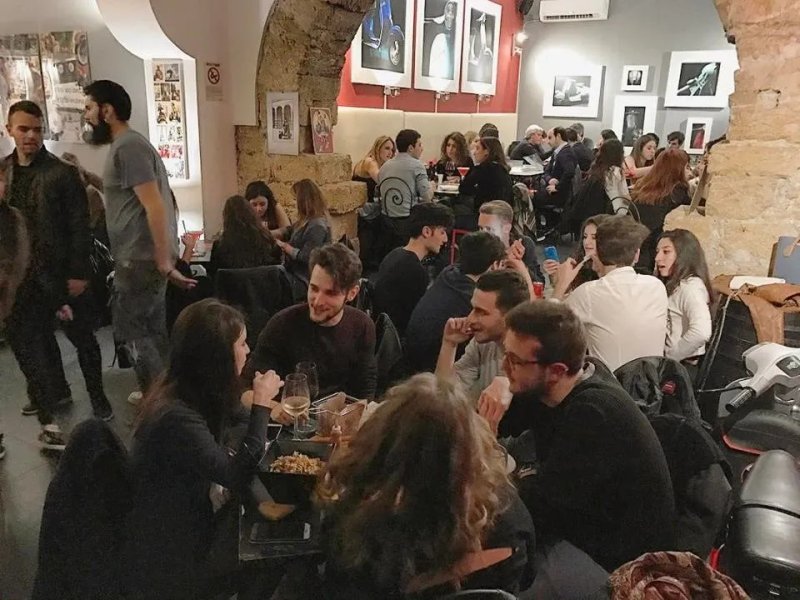 Vespa Cafe