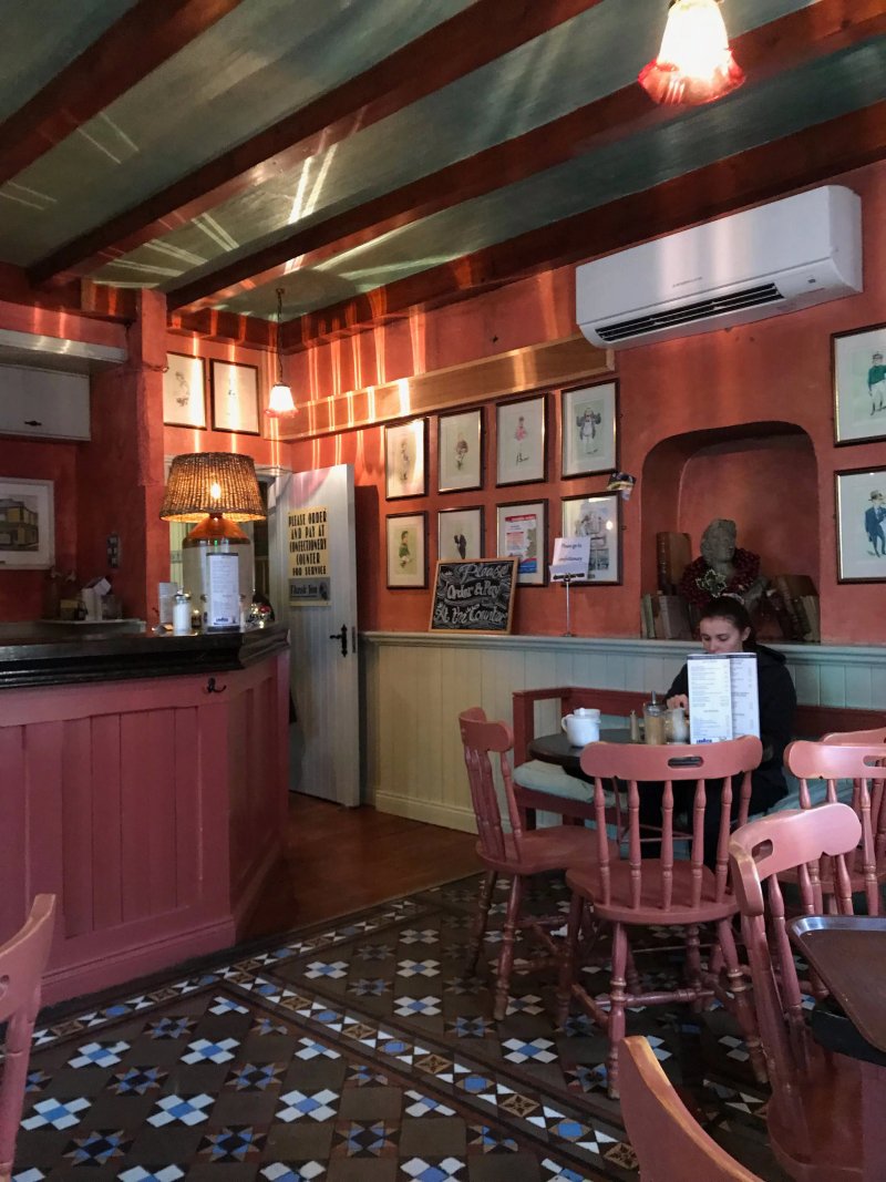 Lynchs Bakery & Coffee Shop