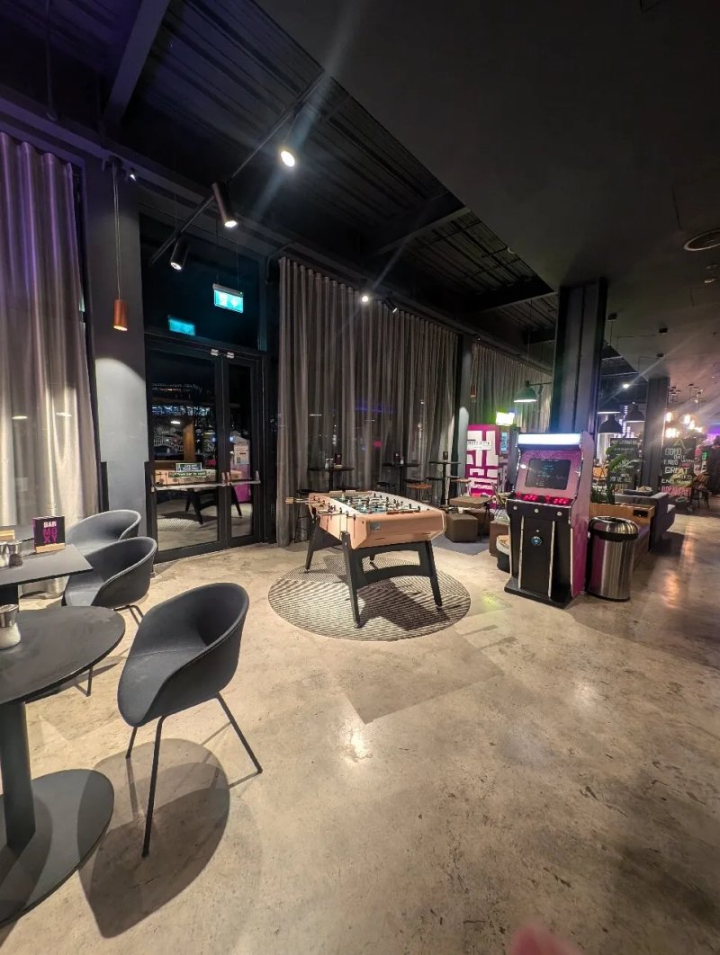 Moxy Birmingham Nec