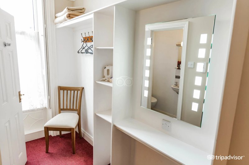 Parkway Guesthouse