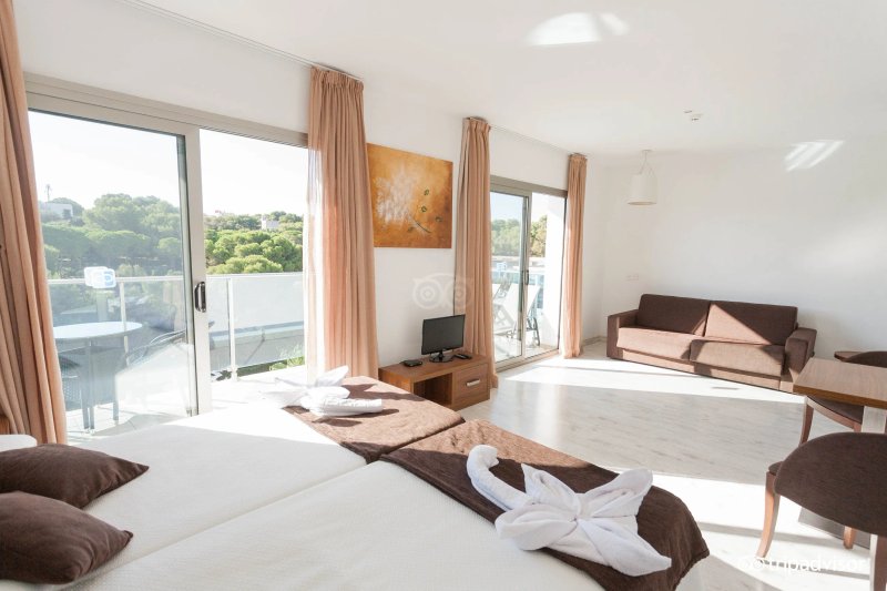 Porto Drach Aparthotel & Suites