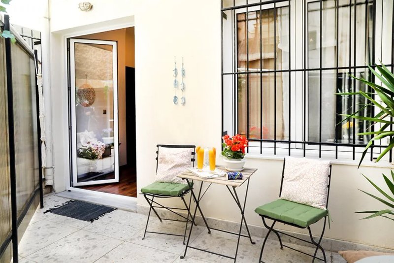 Hellenic Hospitality House