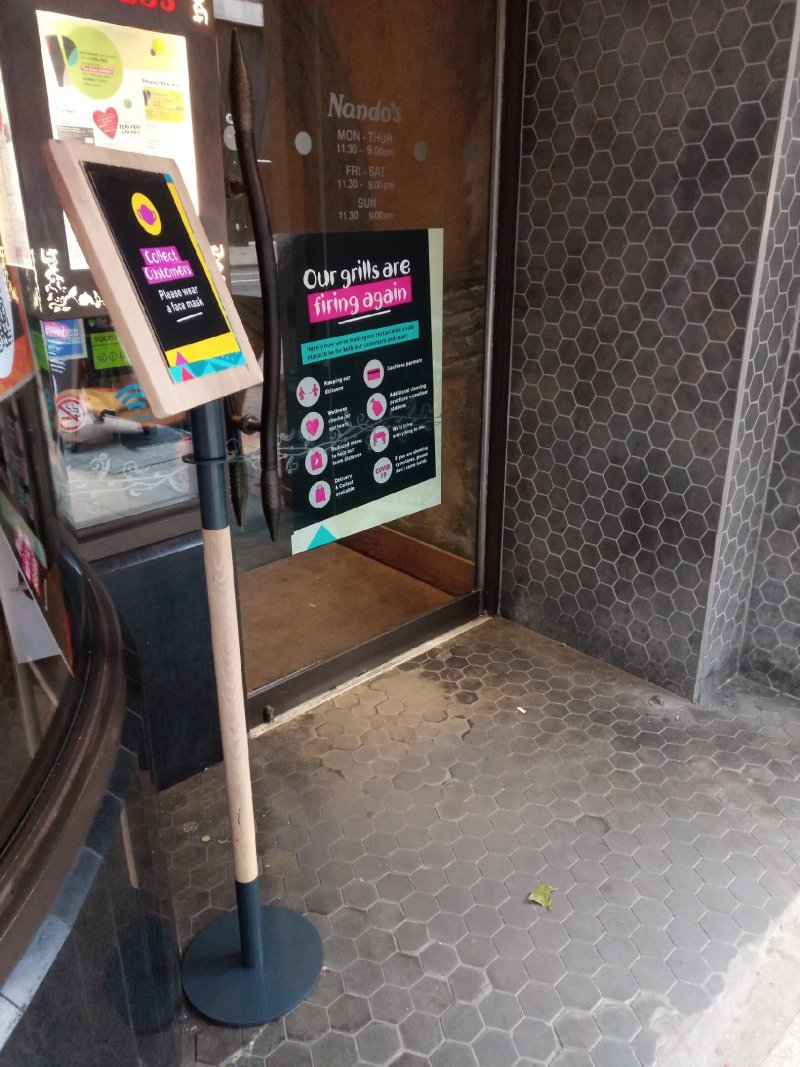 Nando's Croydon - High Street