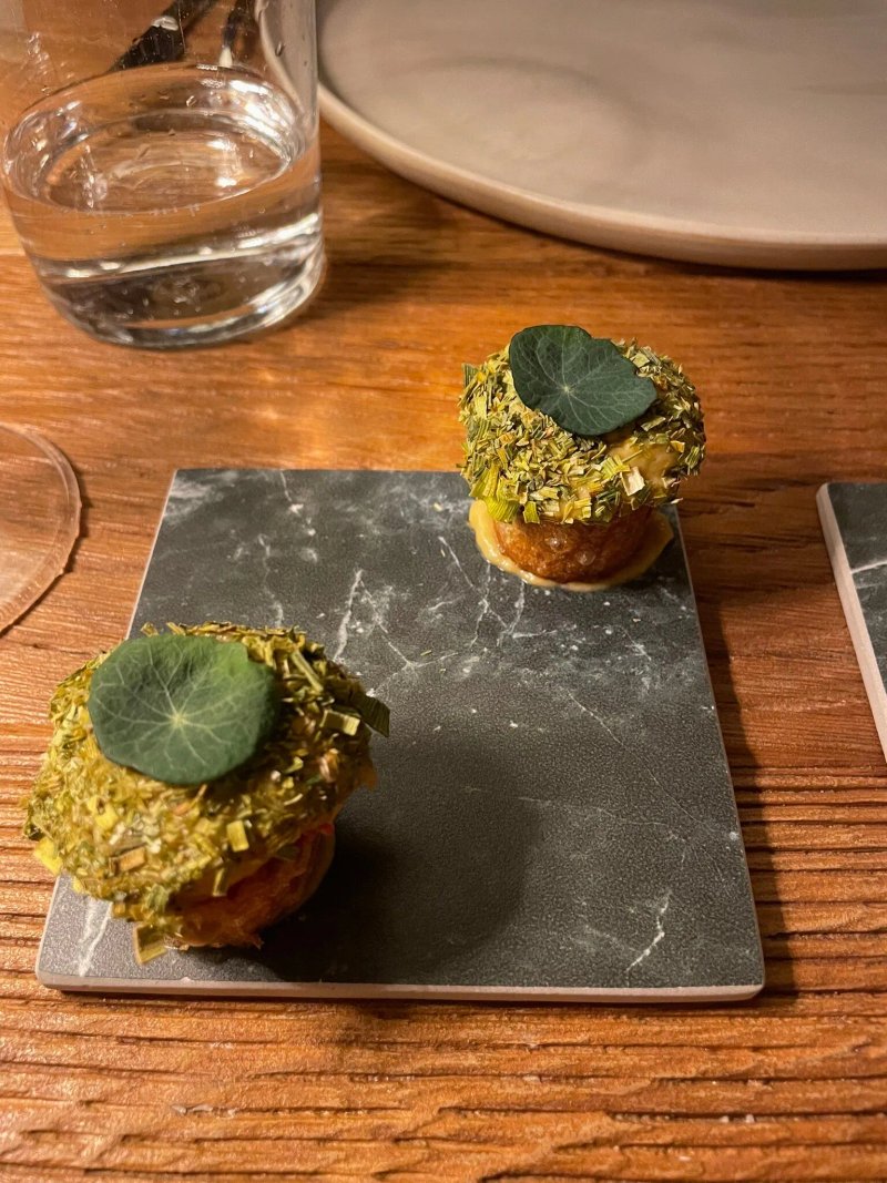 Pino Alpino Restaurant & Wine Bar