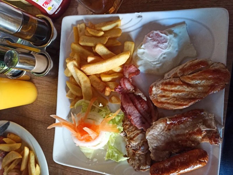 Trotters Bar