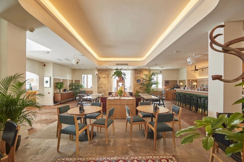 MHOUSE Hotel