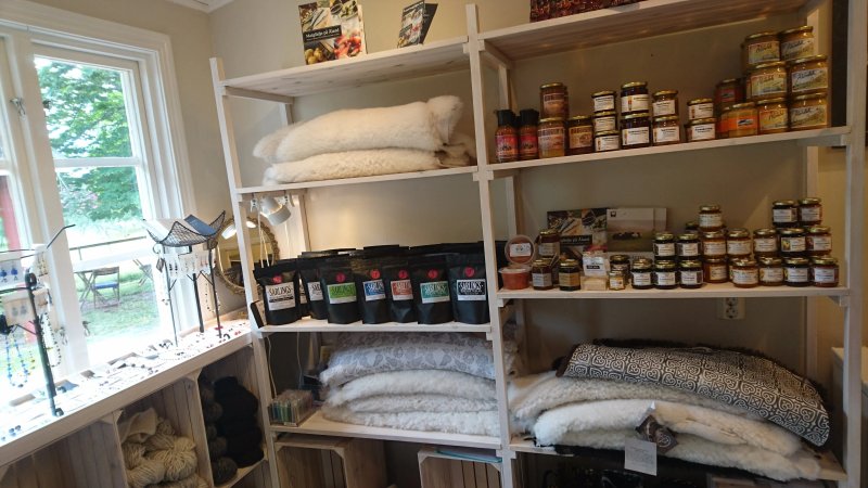 Gardsbutik & cafe Svarta Maran