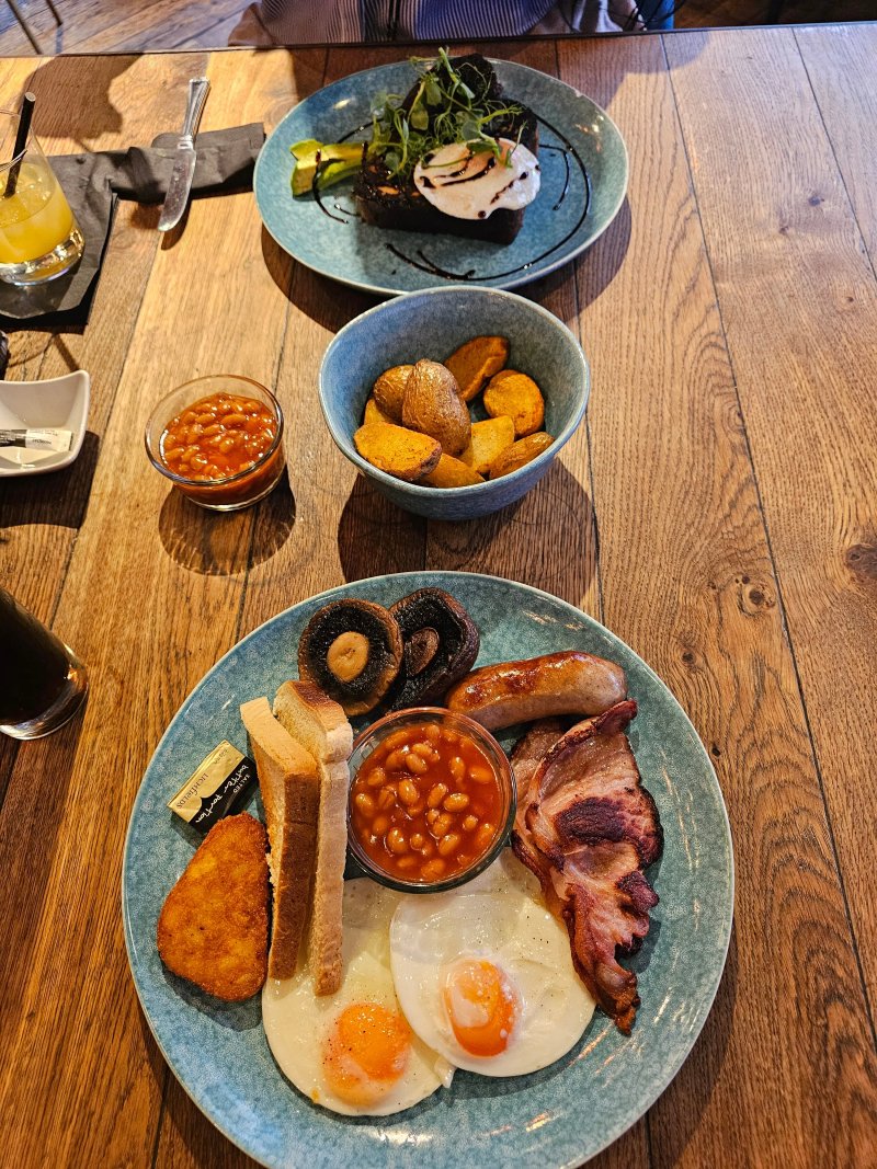 Kerry's Cafe And Bar