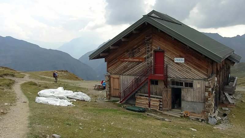 Refuge du Col de la Croix du Bonhomme