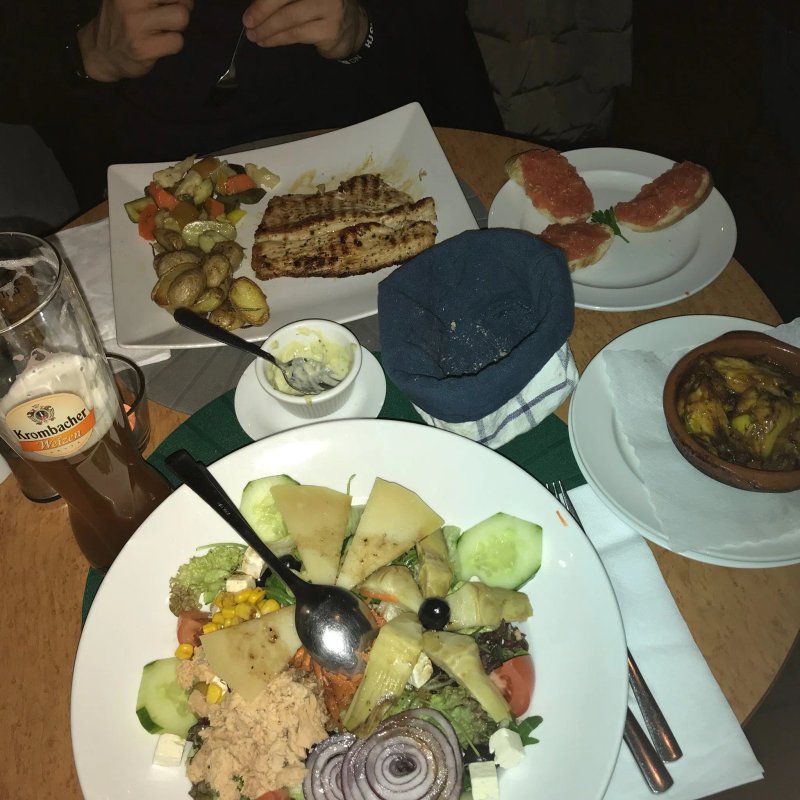 Tapas y Mas