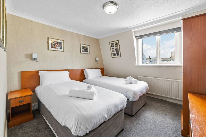Invicta Hotel