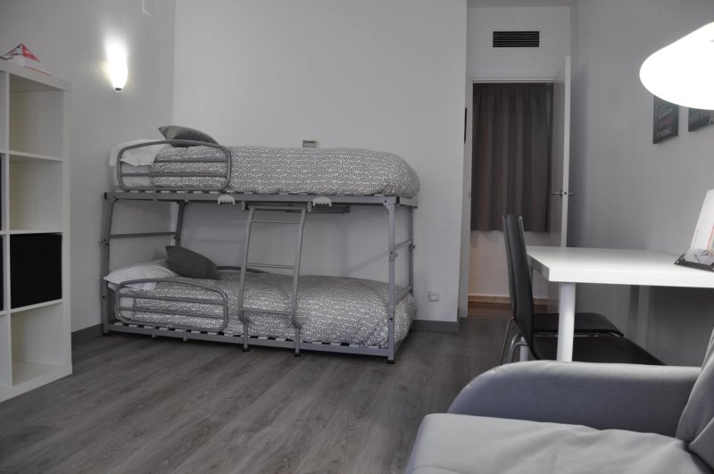 Atenea Calàbria Apartaments