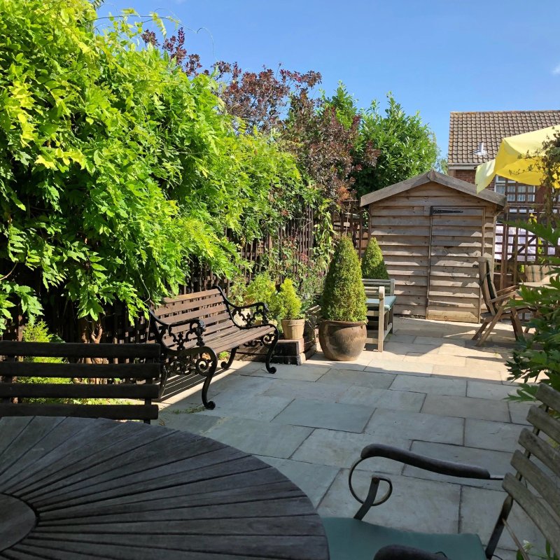 The Black Horse Inn