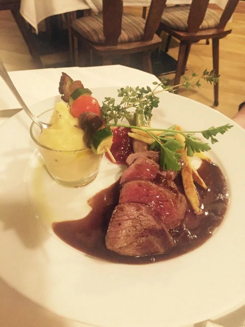 RESTAURANT zur WILDen SCHIMANSZKY
