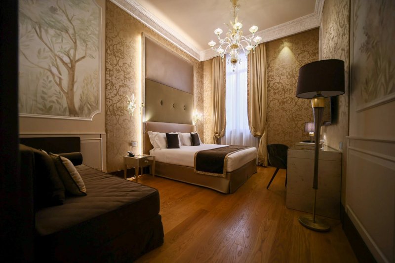 Santa Croce Boutique Hotel