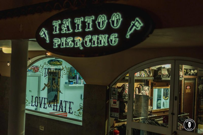 Love and Hate Tattoo Diner