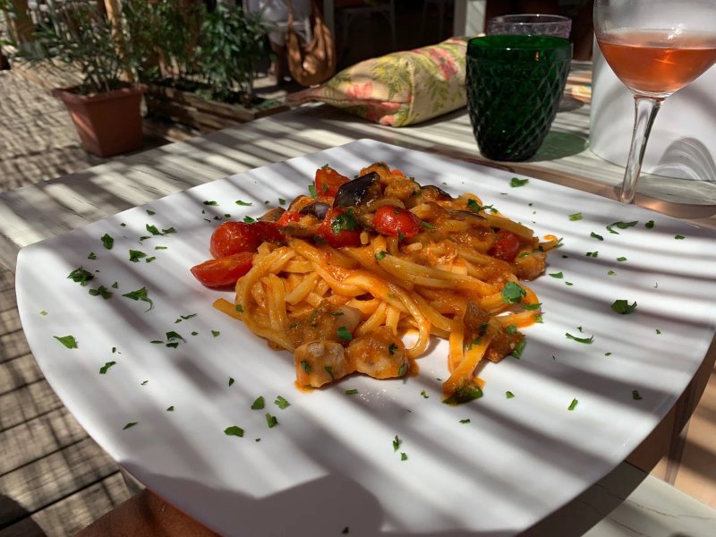 Hang Loose Beach Restaurant