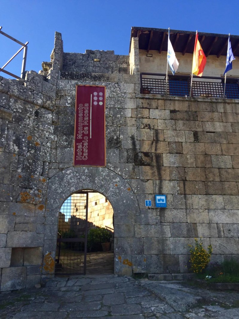 Monumento Castelo de Maceda