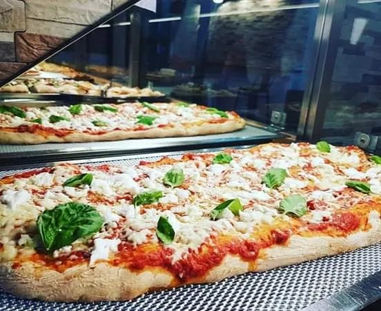 Pizza In Piazza