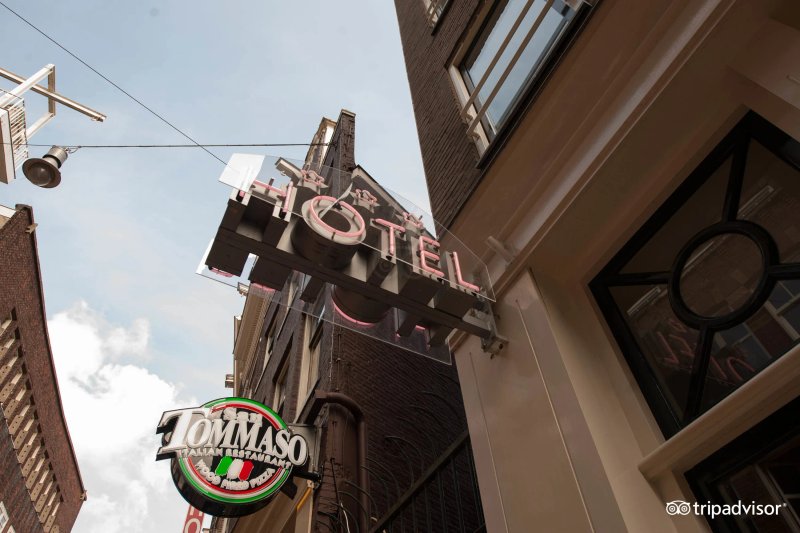 Hotel Luxer