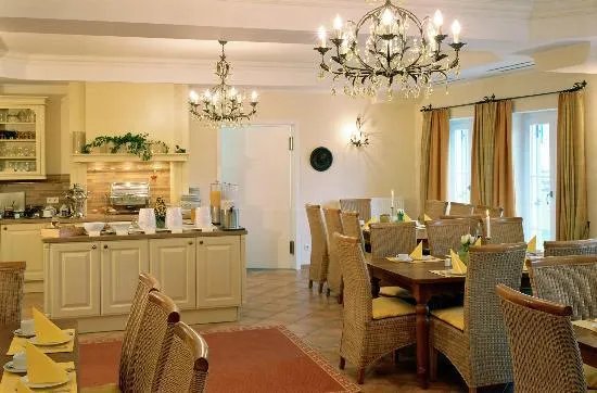 Ampervilla Hotel