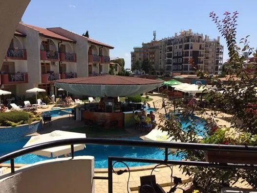 Sunrise Club Hotel