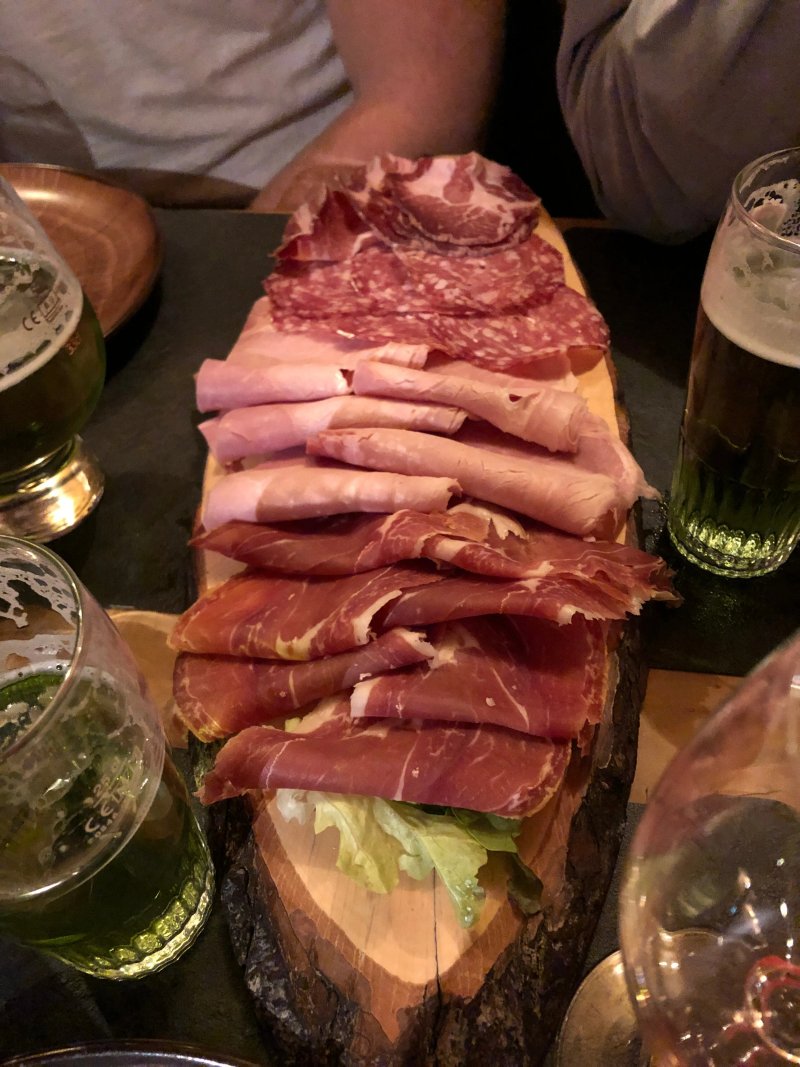 La Table a Raclette