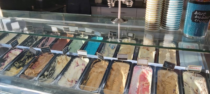 Tootsies Ice Cream Parlour and Coffee Shop