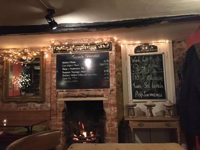 The Moon & Mushroom Inn