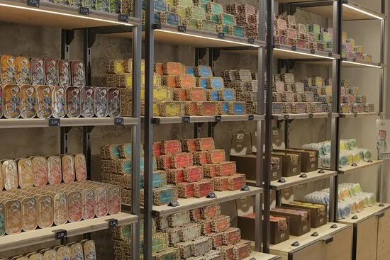 Companhia das Conservas WOW Porto - Store