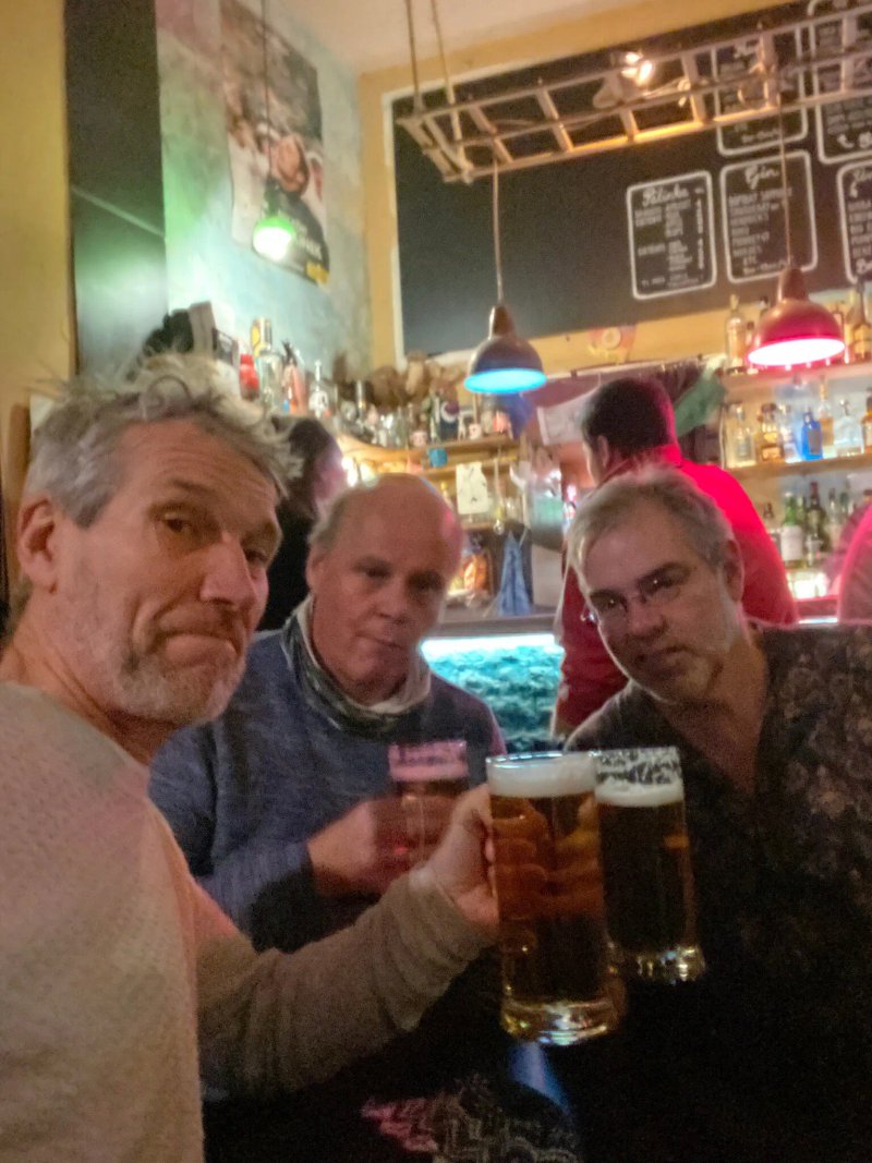 Dzzs Bar