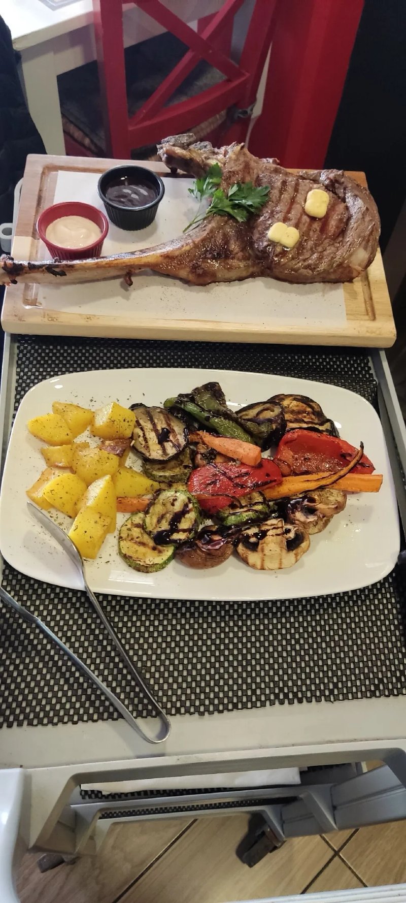 George's grill house & seafood