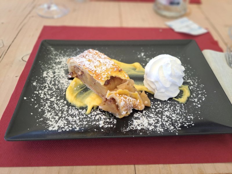 Alpen Chalet - Hotel & Restaurant -