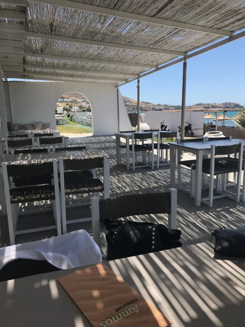 Ammos Beach Bar - Restaurant