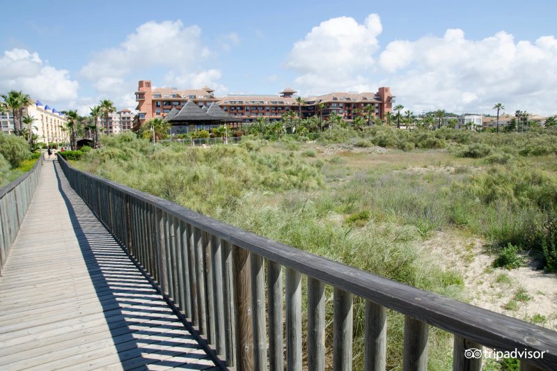 Puerto Antilla Grand Hotel