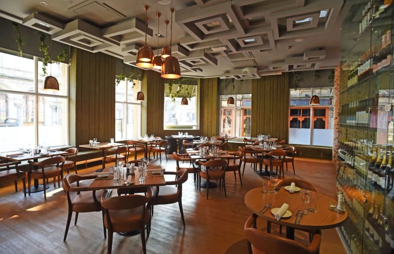 The Sir Thomas Hotel, Lounge Bar & Restaurant