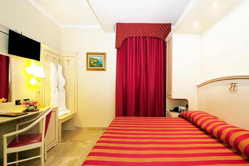 Fashion Hotel