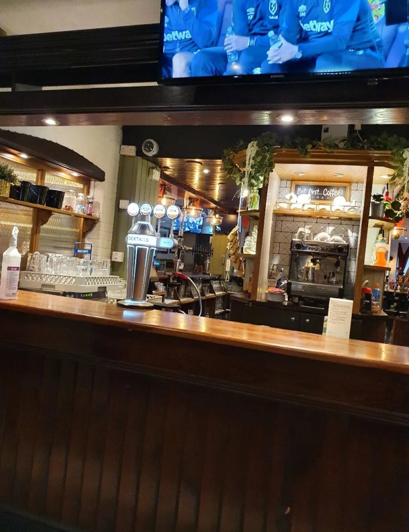 Three Bulls Head