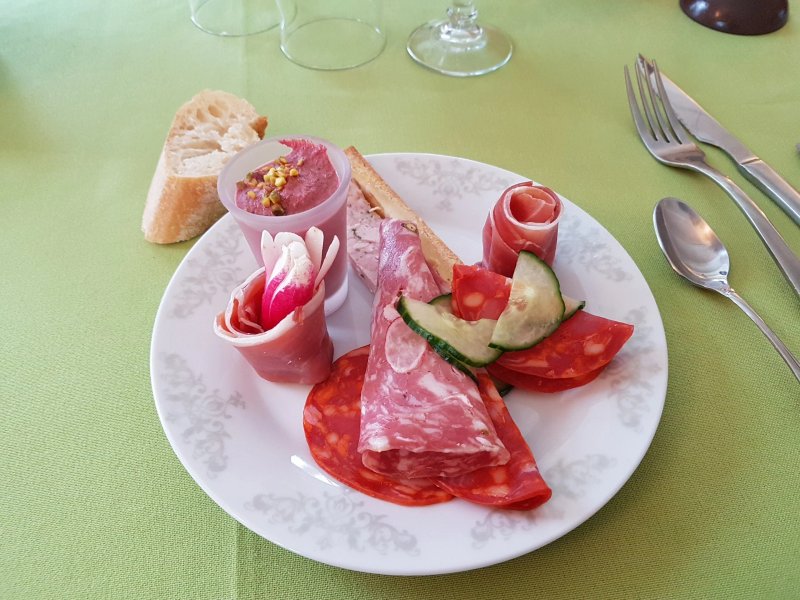 A La Table 66