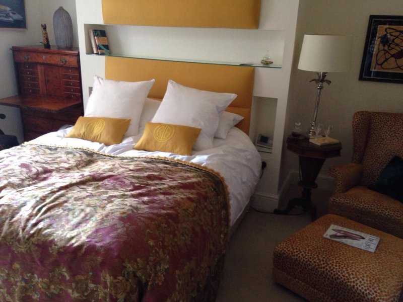 2 Blackburne Terrace