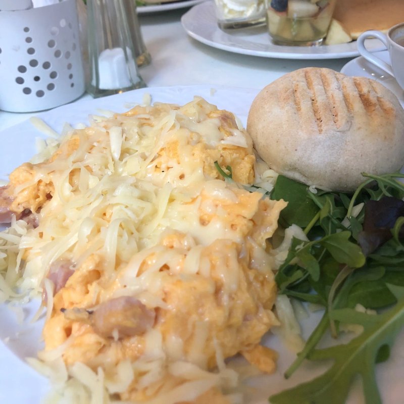 Zoska Breakfast Cafe