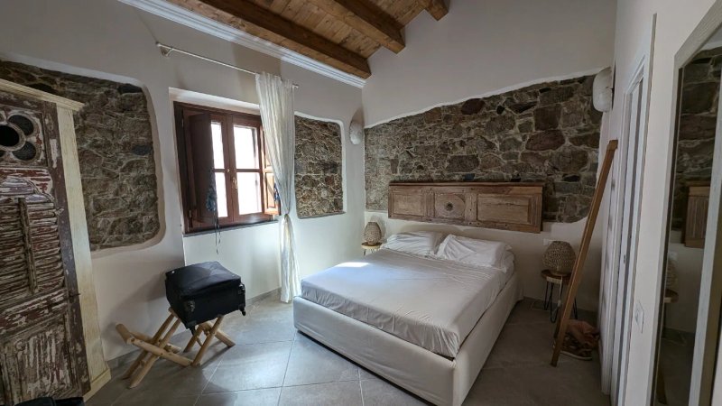 Moon's Tower suite & rooms