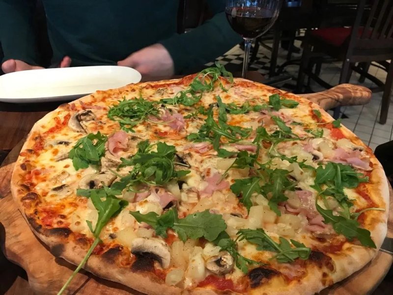 Maximilian's Taste of Italy