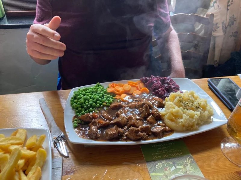 The Three Oaks Pub