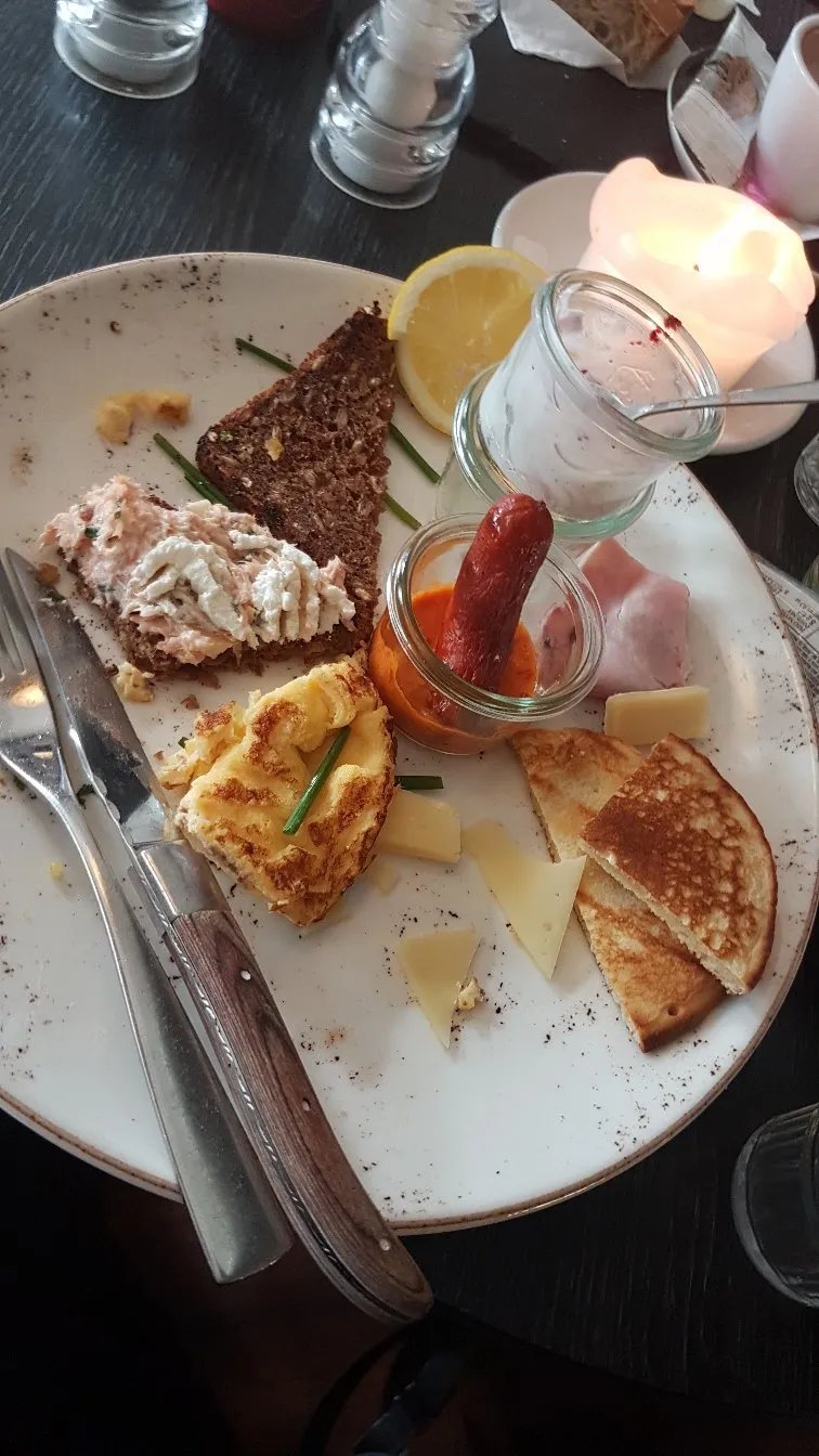 Cafe Cire
