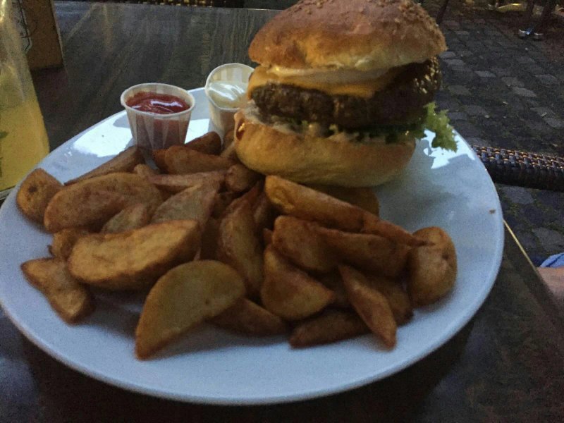 Lenoks Burger
